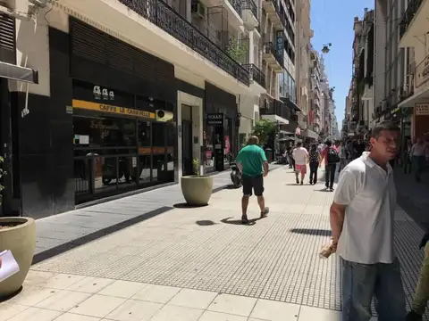 Local en Venta en San Nicolás, USD 790.000