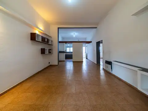 CASA EN VENTA EN BELLA VISTA APTA CRÉDITO PATIO