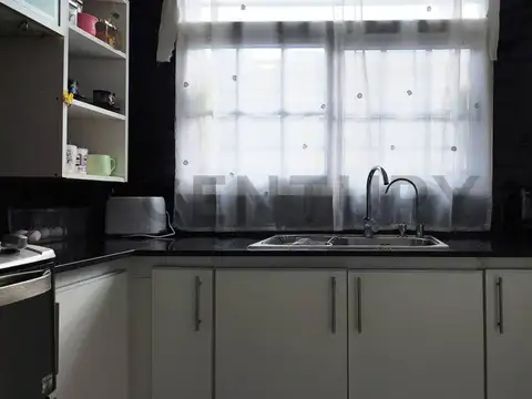 Pueyrredon 1800, Piso 0