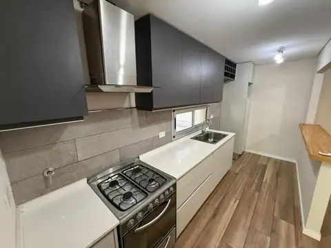 Departamento de 2 ambientes con cochera en Klover Plaza