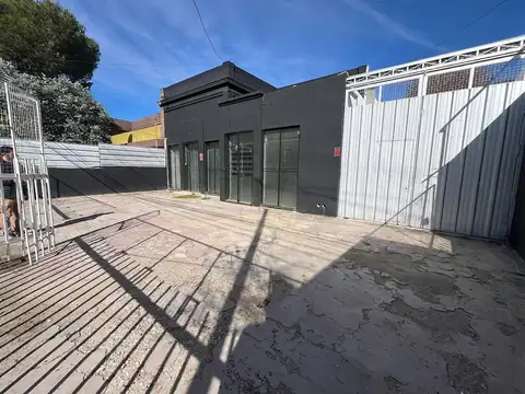 Alquiler Local Comercial/Depósito | A Metros de Univ. Blas Pascal | Potencial Operativo y Comercial