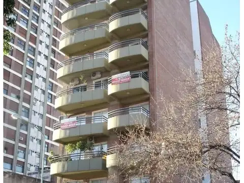 MONOAMBIENTE DIVIDIO a 50 m del SUBTE "B" ESTACION ECHEVERRIA