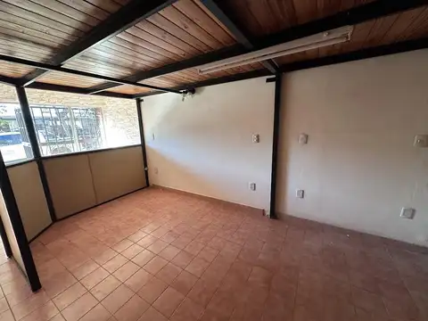 Local en Venta en Capitán Bermudez, USD 27.000