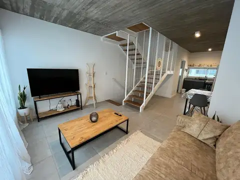 Depto Tipo Casa en Venta de 2 dormitorios