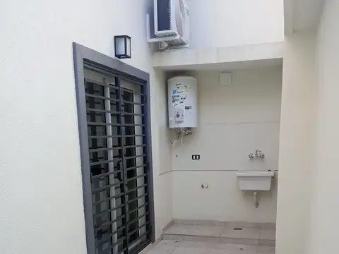 Departamento en Venta en Villa Lynch, USD 49.900