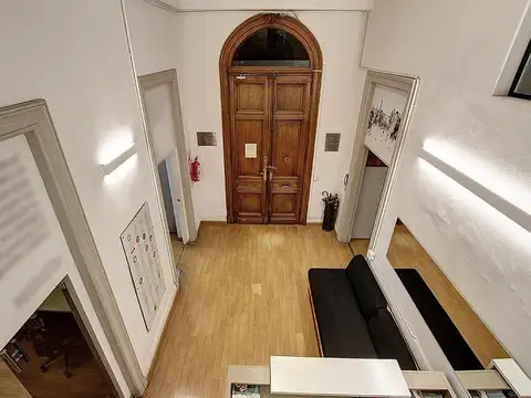 Impecable oficina de 400 M2 en Venta en edificio de estilo a metros del Congreso Nacional