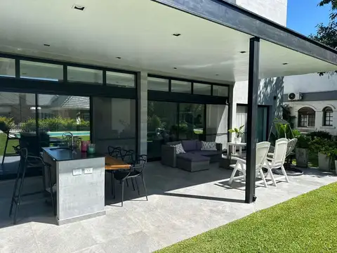 Casa en Venta de 4 dormitorios