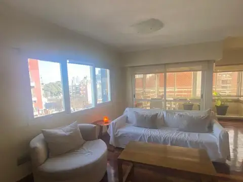 Departamento 4 ambientes con 3 baños