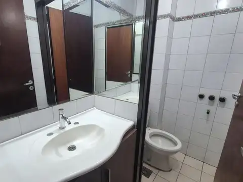 Local en Venta en Tapiales, USD 180.000