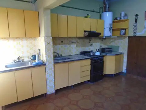 VENTA CHALET 3 AMBIENTES EN CARAPACHAY