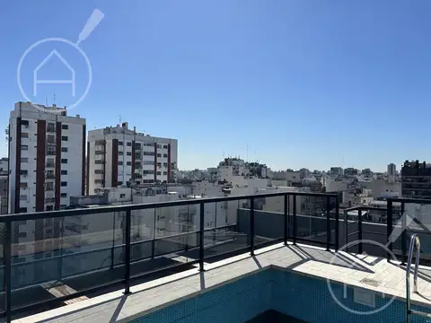Avenida Coronel Esteban Bonorino 100