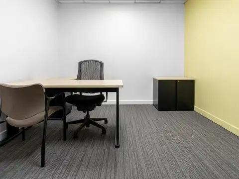 Oficina amueblada en renta en BUENOS AIRES, American Express Retiro para 2 personas