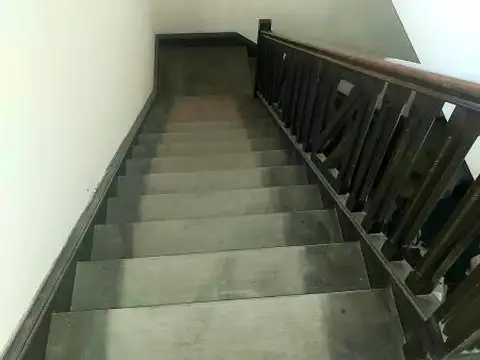 17 E/ 69 Y 70: CASA EN PH EN VENTA: 4 DORMITORIOS, GARAGE 3 AUTOS