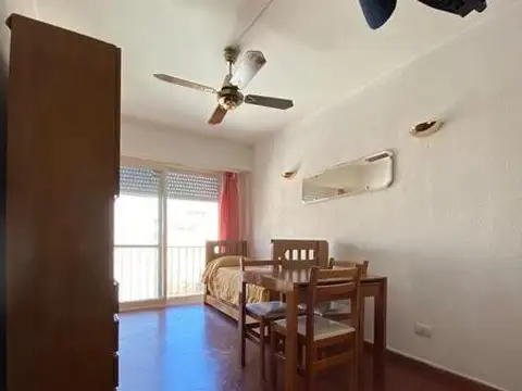 Venta departamento 1 ambiente y medio, Plaza Colon