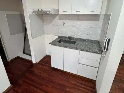 DEPARTAMENTO EN EL CENTRO DE LUJAN