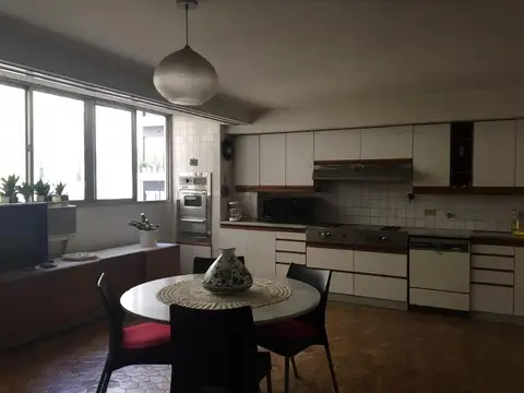 Departamento 5 ambientes con 2 baños