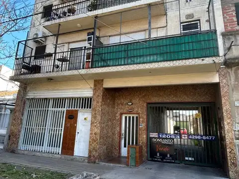 Departamento de 3 Ambientes en Hipolito Yrigoyen 12053
