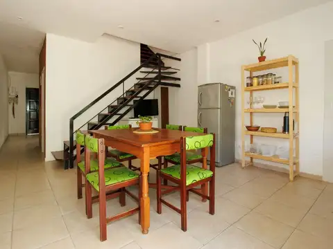 Depto Tipo Casa en Venta de 3 ambientes