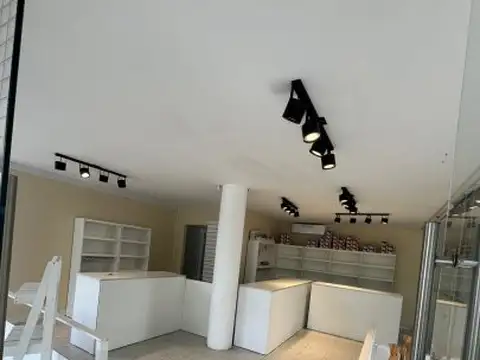 Local en Alquiler 35 años