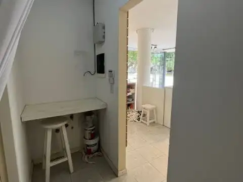 Local en Alquiler en Granadero Baigorria, $ 650.000