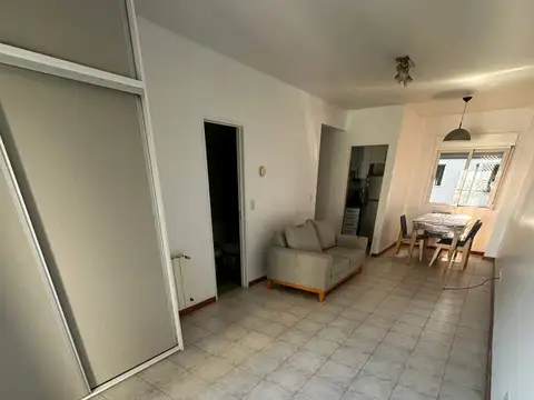 Departamento en Alquiler en Villa Urquiza, $ 680.000