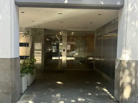 Olazabal 4600, Piso 8
