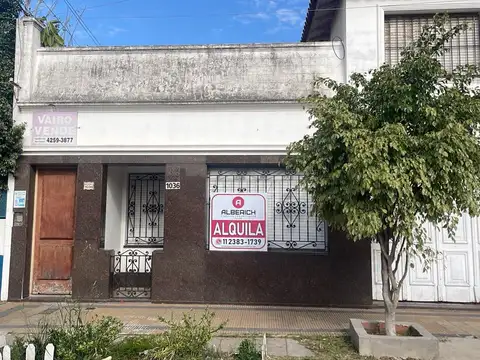 PH al frente de 4 ambientes en Bernal.