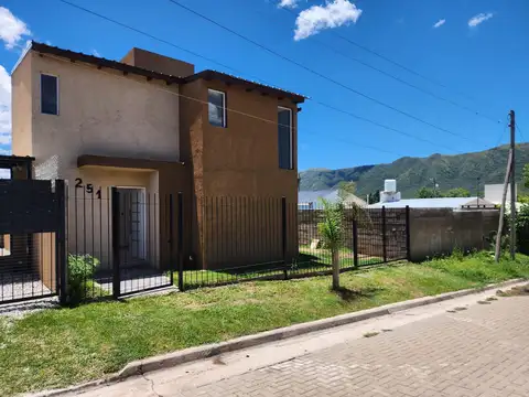 Hipolito Yrigoyen 200