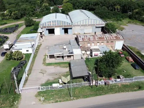 VENTA GALPÓN 1250m2 MÁS OFICINAS FRENTE DE RUTA 9