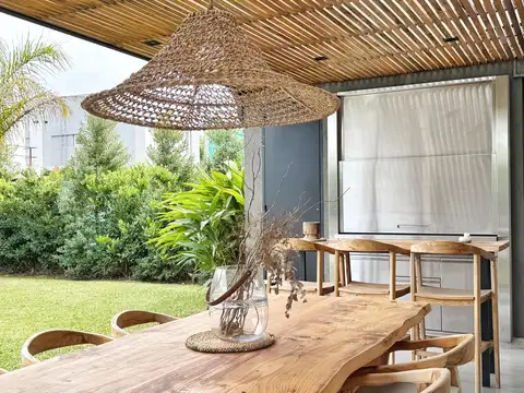 Casa en venta en lote interno en Castaños Nordelta
