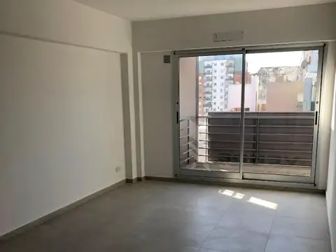 Carlos Calvo 3786 , Piso 8