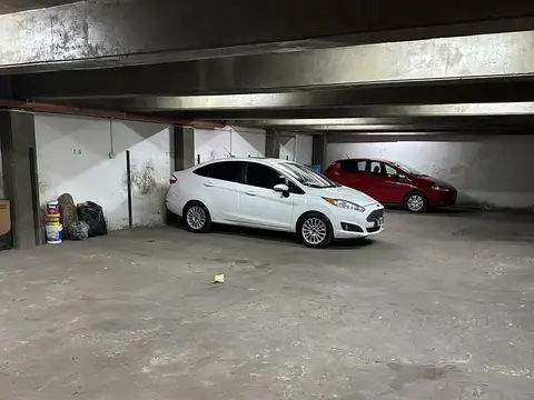 Cochera en VENTA - ZONA CENTRO