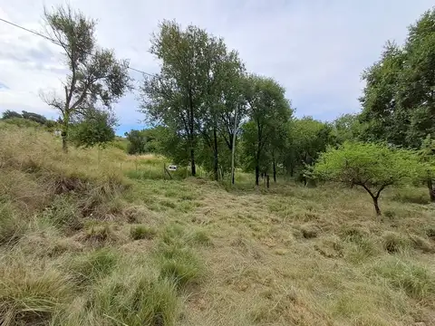 TRANQUILO Y CERCA DEL LAGO !!!!!!!!! HERMOSO !!!