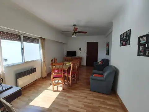 Departamento de 2 ambientes excelente ubicación - Wilde