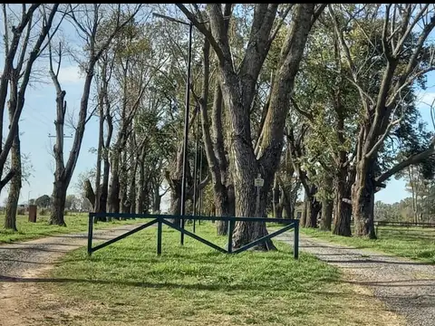 Terreno en venta en Azcuenaga