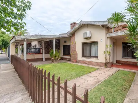 Casa en Venta en Ciudad Jardin del Palomar, USD 210.000