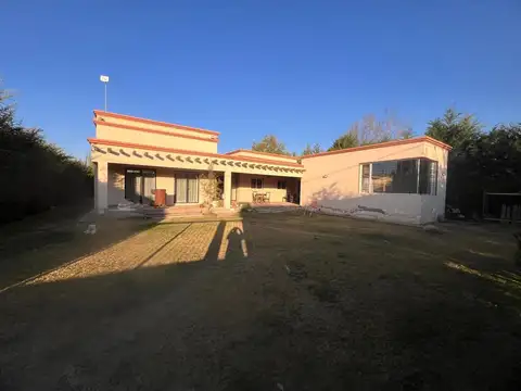 Casa en  Vistalba Barrio Los Ciruelos