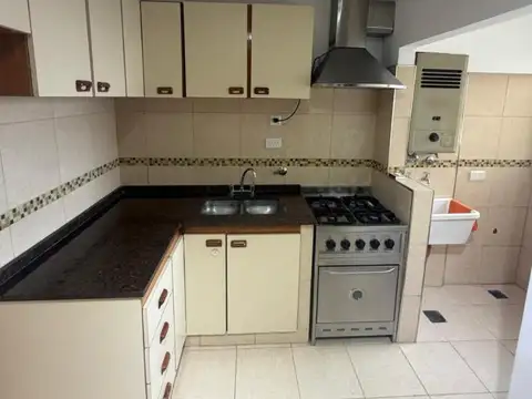 Departamento en Venta en Monte Castro, USD 140.000