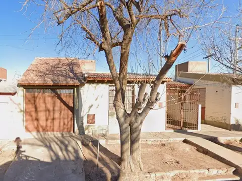 casa 3 dormitorios Godoy Cruz