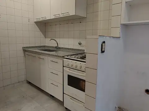 Departamento en Alquiler en Recoleta, $ 700.000