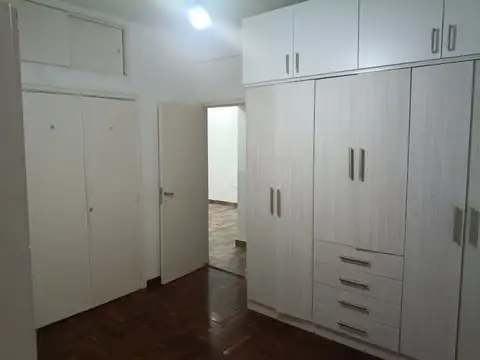 Departamento en Alquiler en General San Martin, $ 700.000