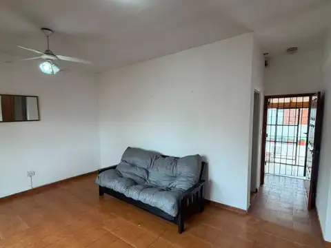 Camacua 3400, Piso 1