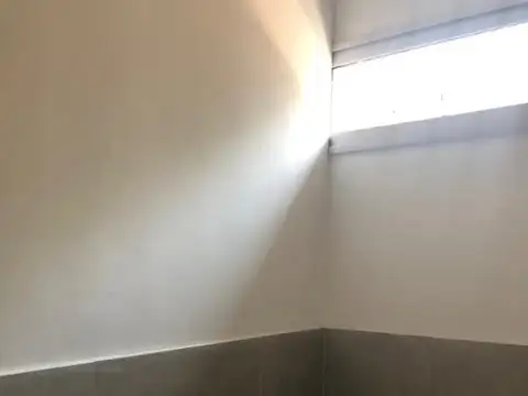 LOCAL/GALPON EN ALQUILER A ESTRENAR, MUY BIEN UBICADO,PILAR