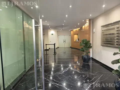 Oficina Monoambiente con 3 baños