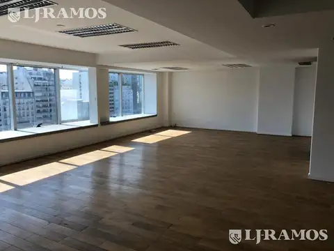 Oficina en Alquiler al Este