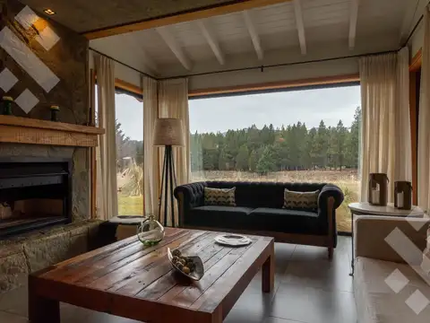 Casa en venta 3 dormitorios - B° Chapelco Golf - San Martin de los Andes