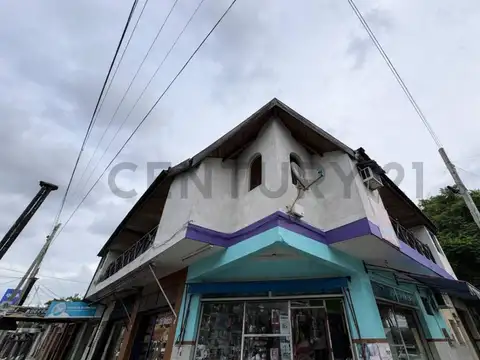 Venta galpon y local con departamento 3 amb Hurlingham