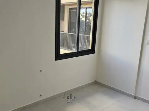 Departamento 5 ambientes con 2 baños
