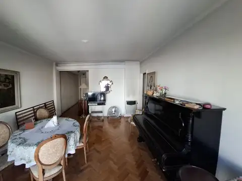 Departamento 4 ambientes con 2 baños