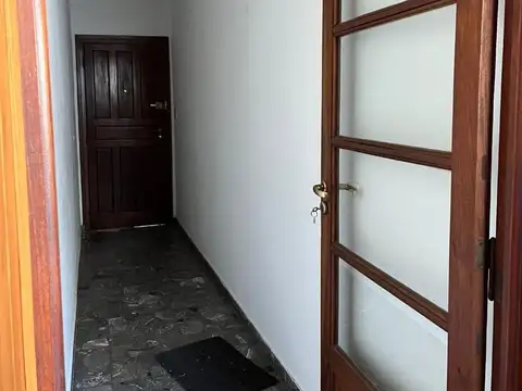 CASA EN ALQUILER, UBICADA EN ZONA CENTRICA